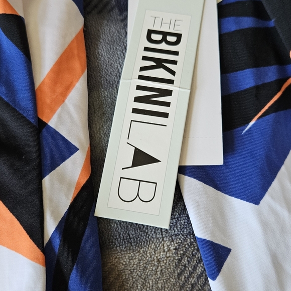 Swimsuit - Picture 3 of 6